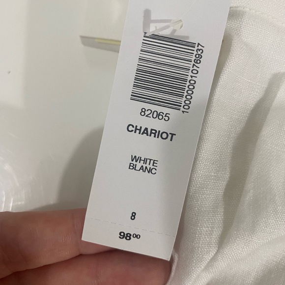 Aritzia white Chariot shorts - Picture 6 of 10